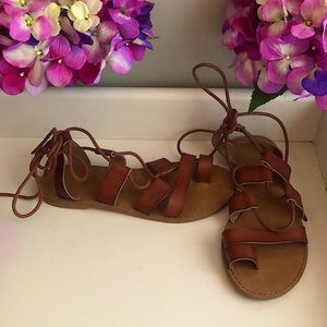 Redish-brown, cross sandals